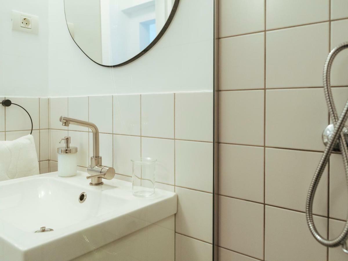 Location - Queen Elizabeth Flat Bucharest